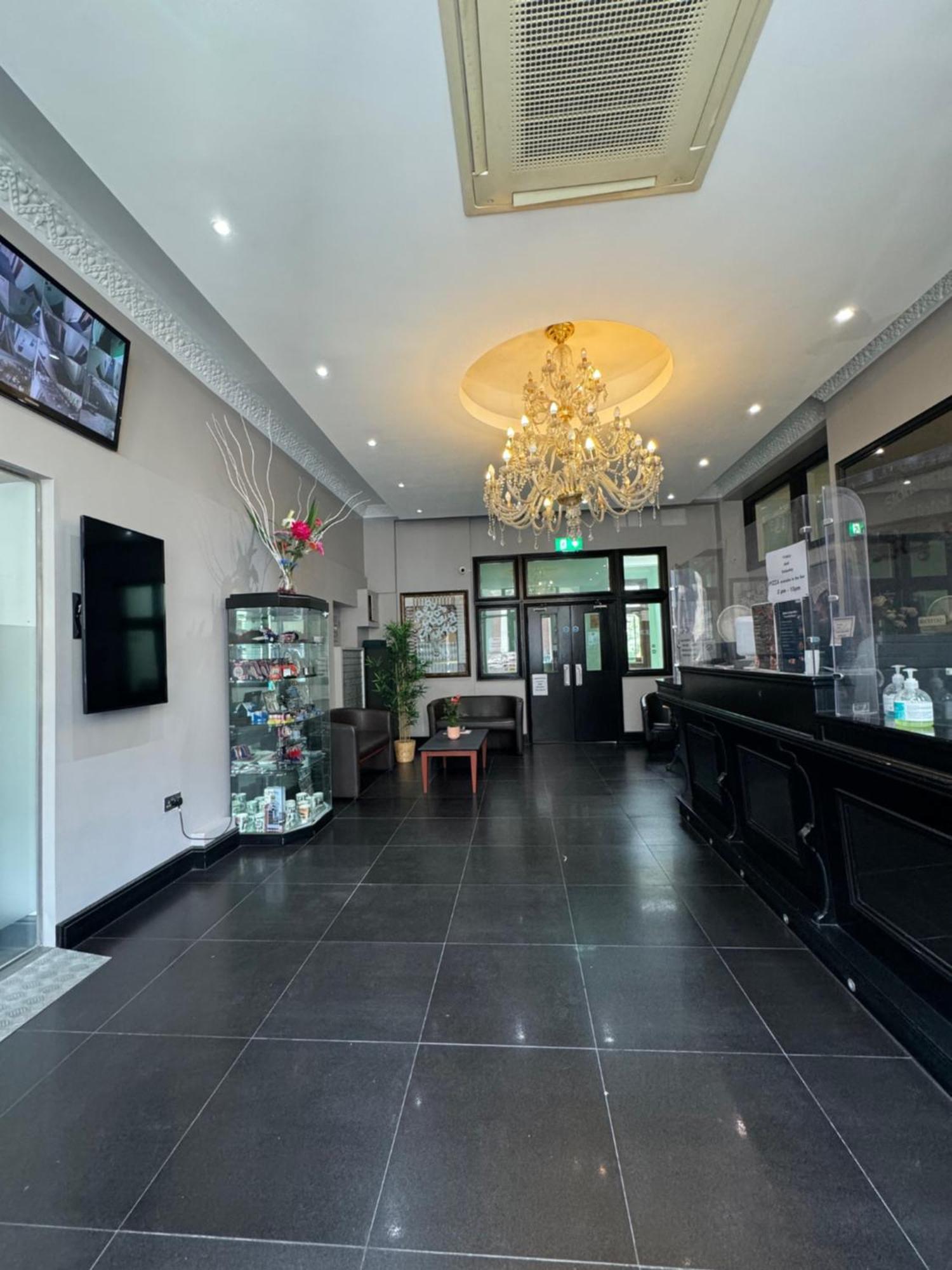 Bridge Park Hotel Londra Dış mekan fotoğraf