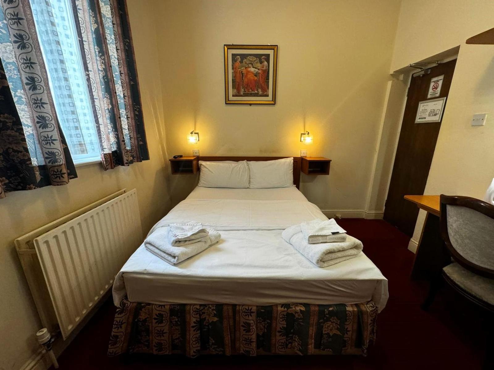 Bridge Park Hotel Londra Dış mekan fotoğraf