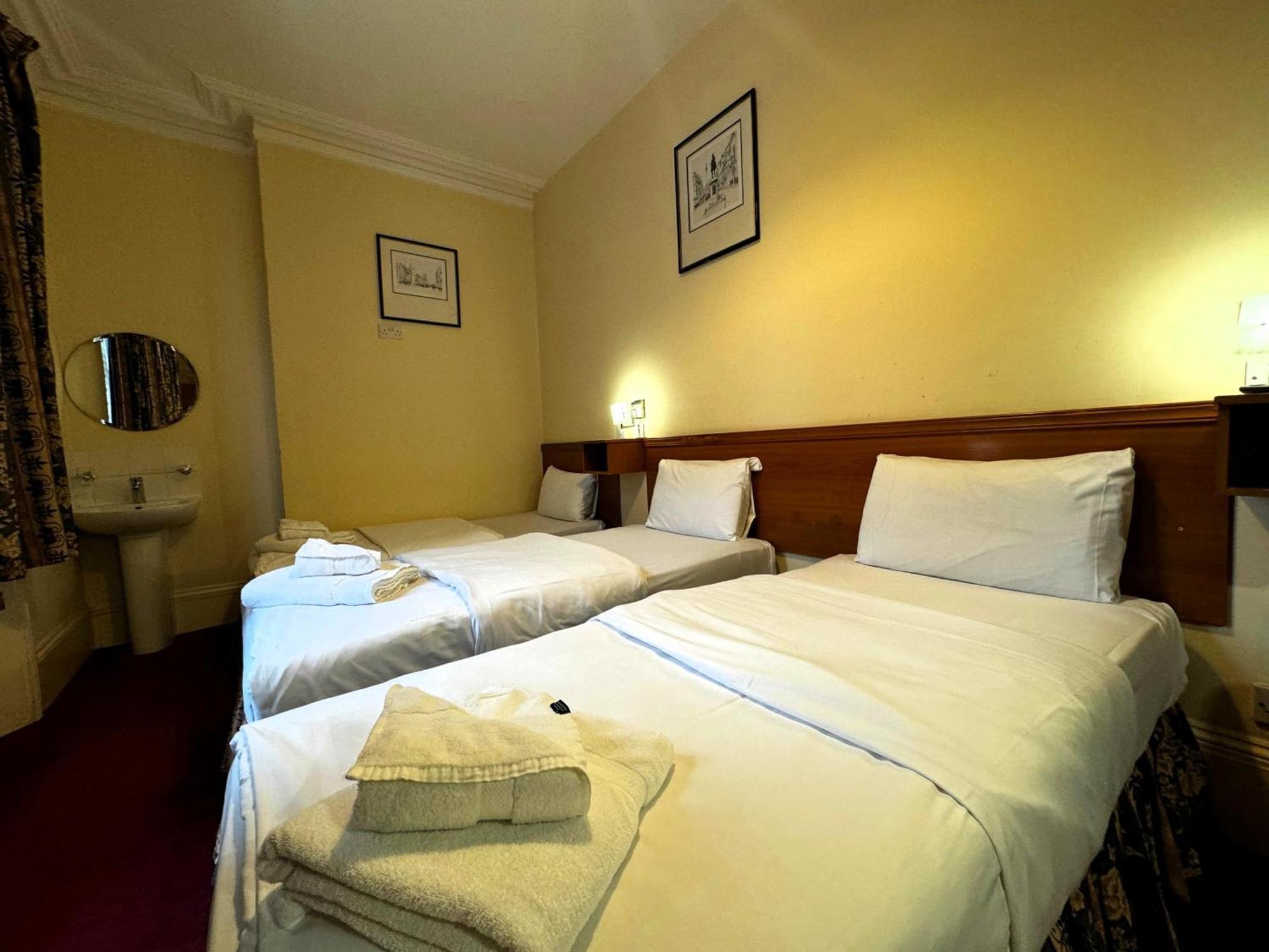Bridge Park Hotel Londra Dış mekan fotoğraf