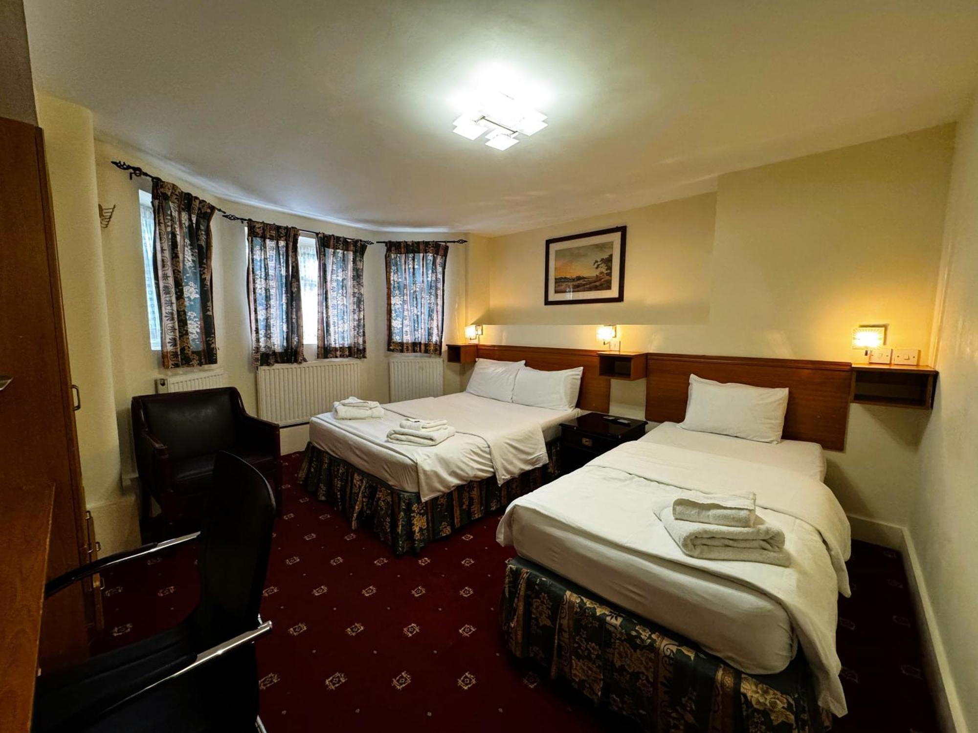 Bridge Park Hotel Londra Dış mekan fotoğraf