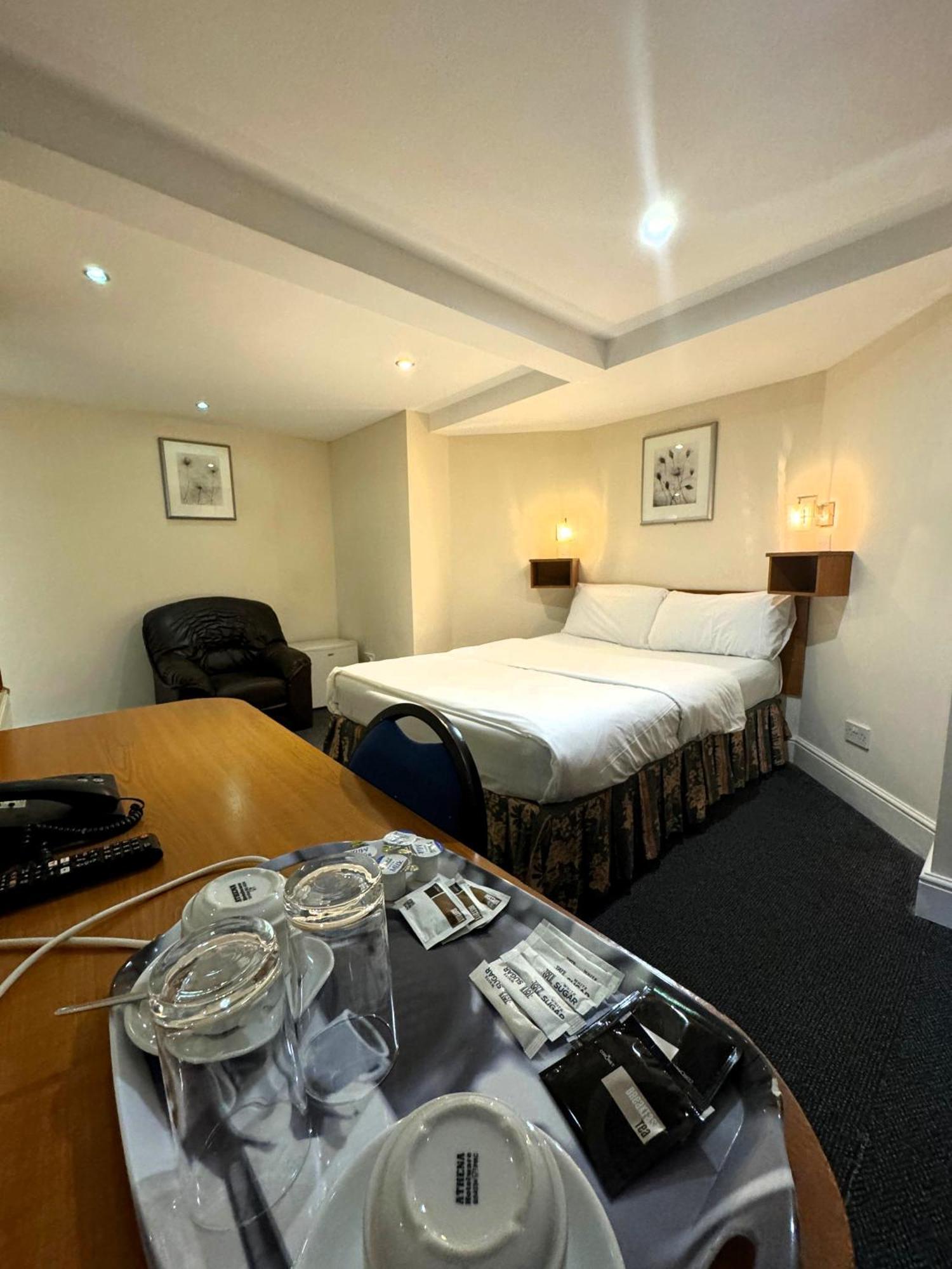 Bridge Park Hotel Londra Dış mekan fotoğraf