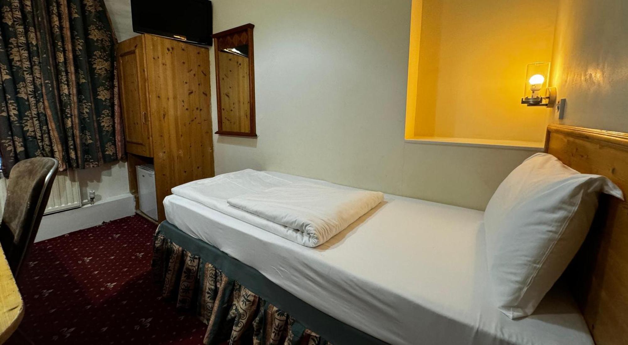 Bridge Park Hotel Londra Dış mekan fotoğraf