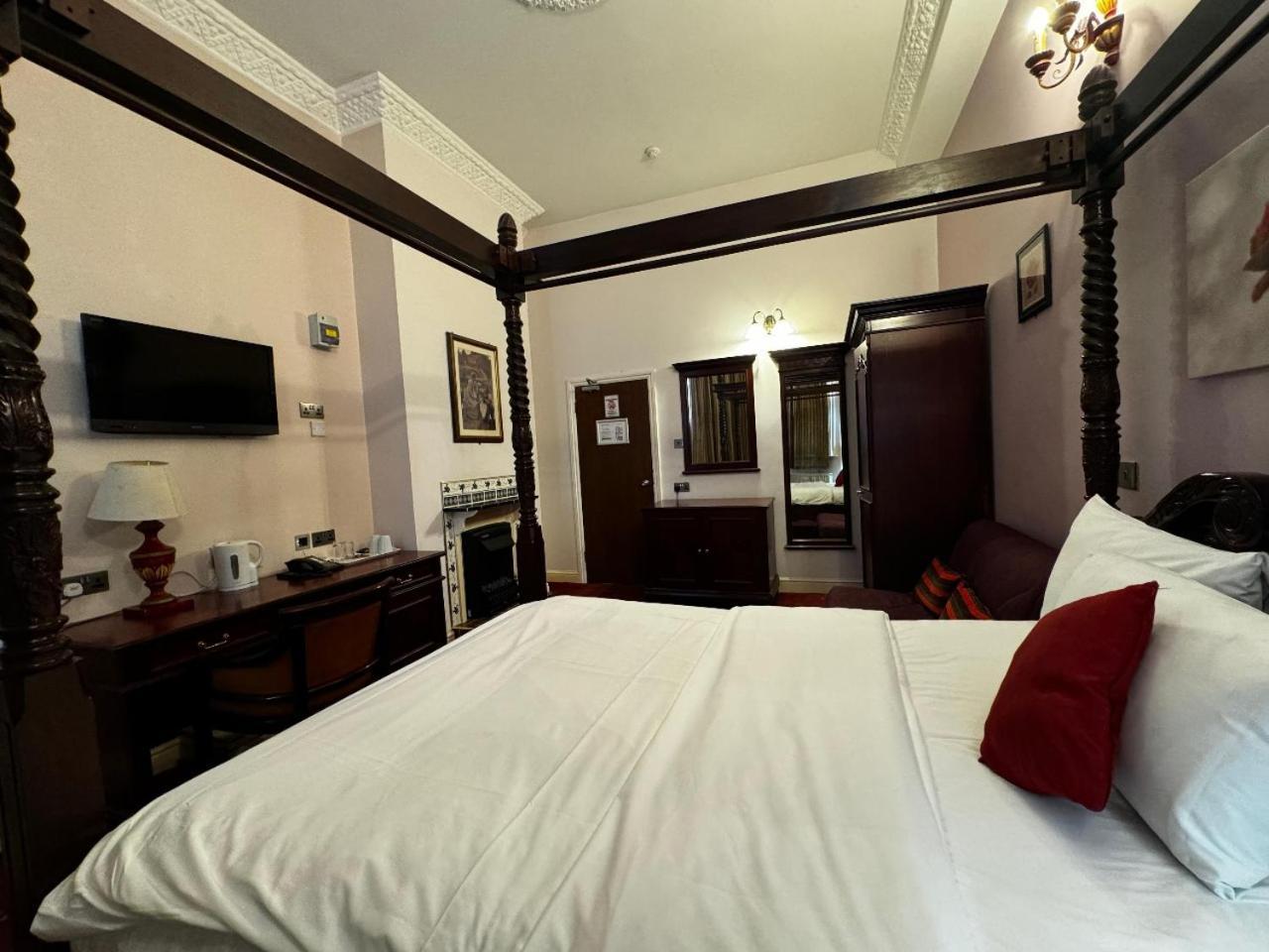 Bridge Park Hotel Londra Dış mekan fotoğraf