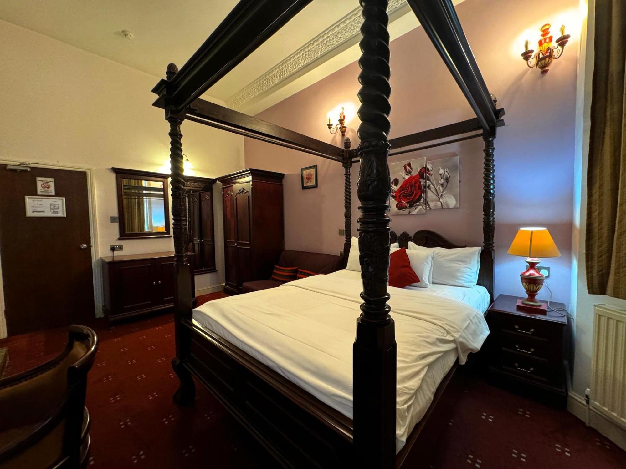 Bridge Park Hotel Londra Dış mekan fotoğraf