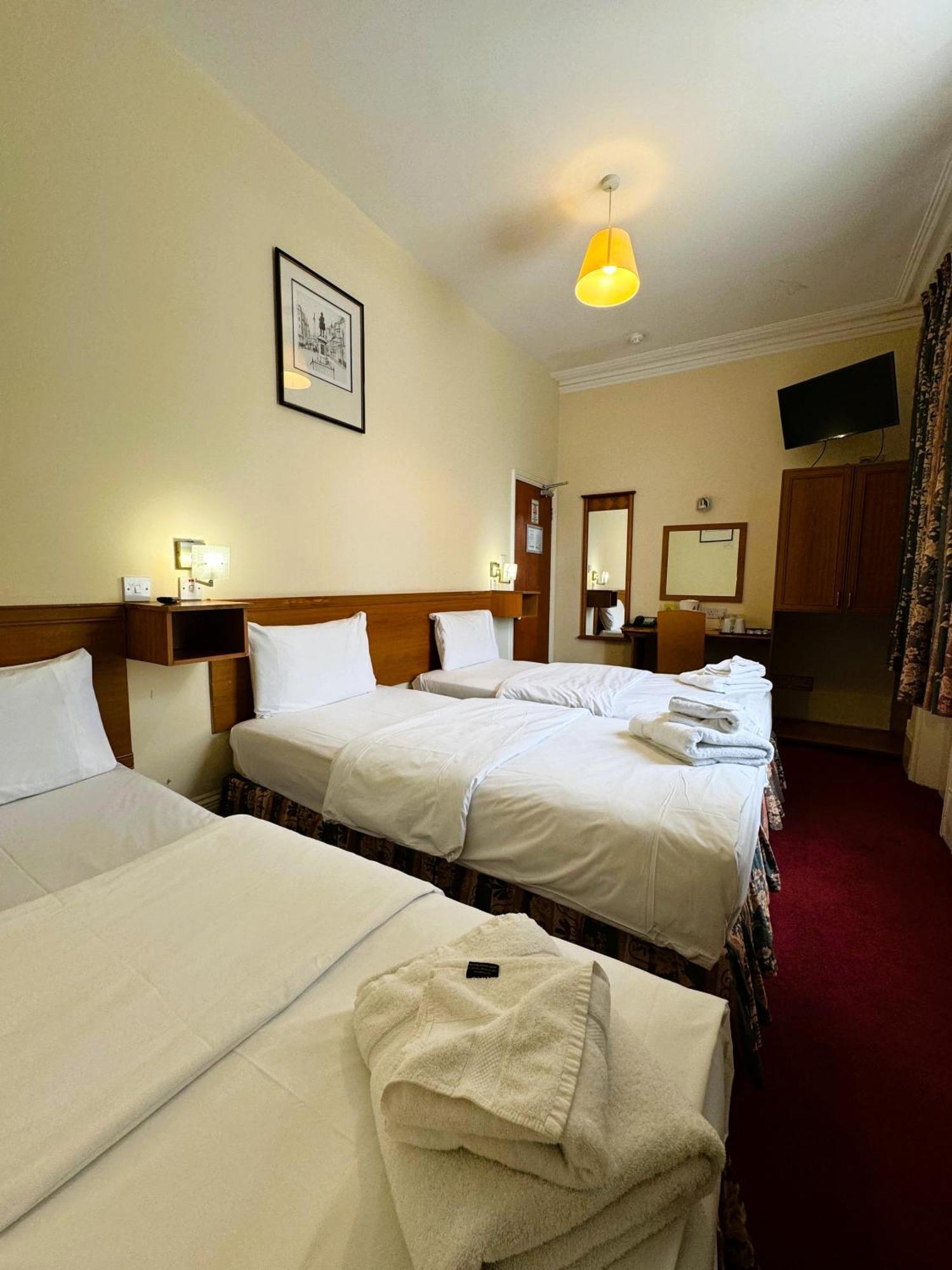 Bridge Park Hotel Londra Dış mekan fotoğraf