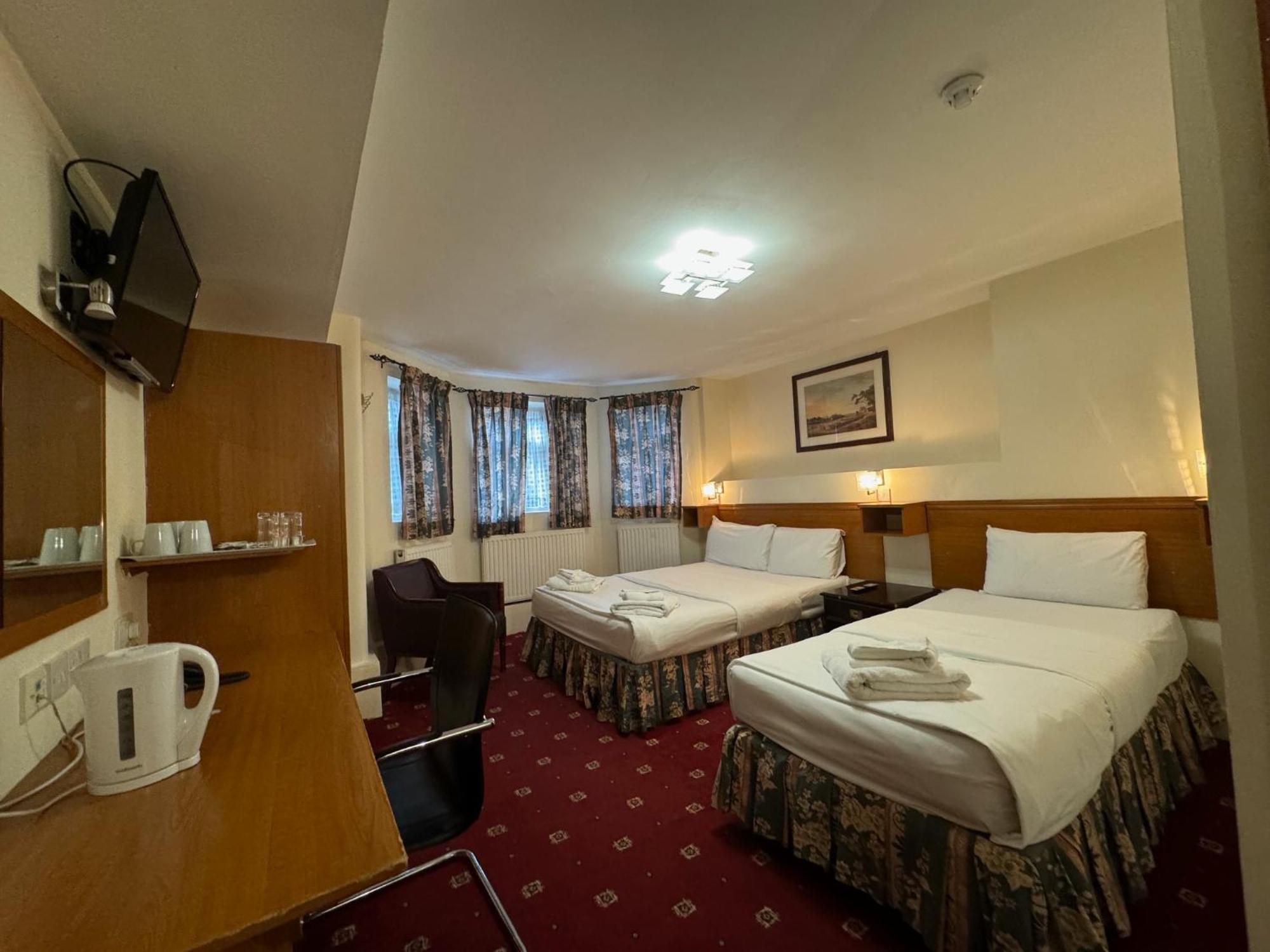 Bridge Park Hotel Londra Dış mekan fotoğraf